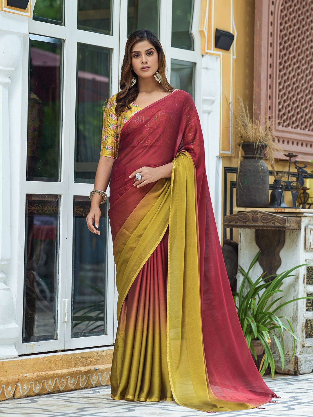 

TEEYA CREATION Ombre Beads and Stones Pure Georgette Saree, Maroon