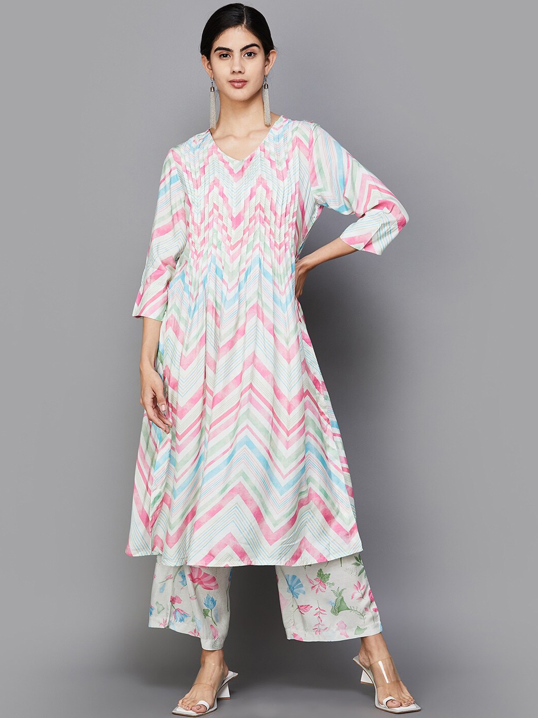 

Melange by Lifestyle Chevron Printed V-Neck Regular Kurta With Palazzos, Off white