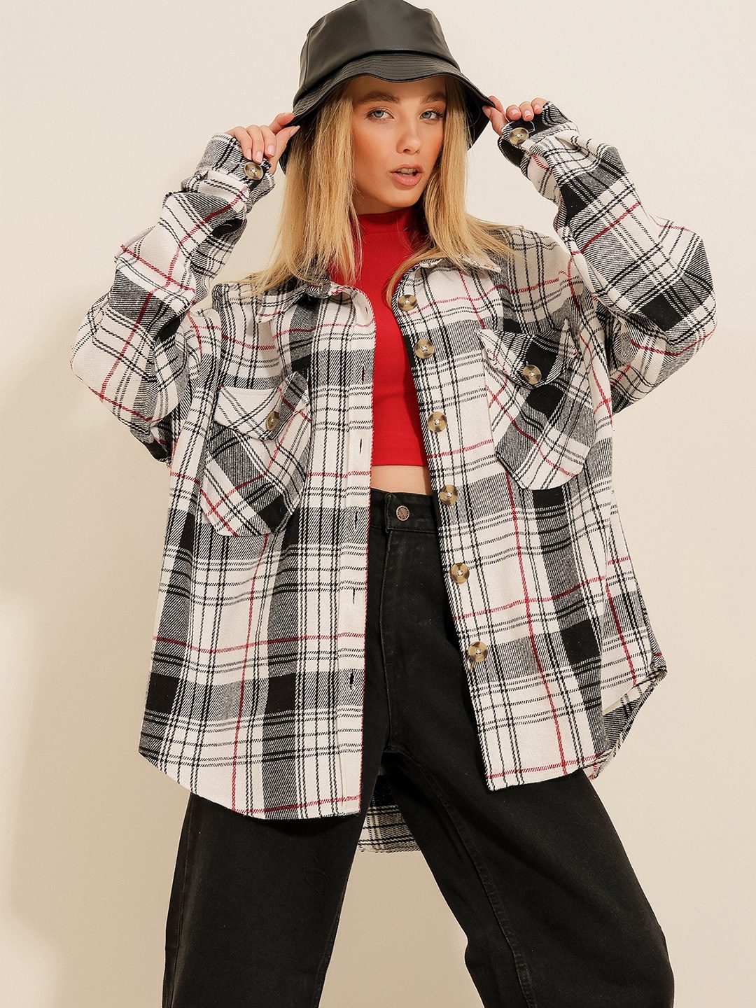 

Trend Alacati stili Tartan Checked Spread Collar Shacket, White