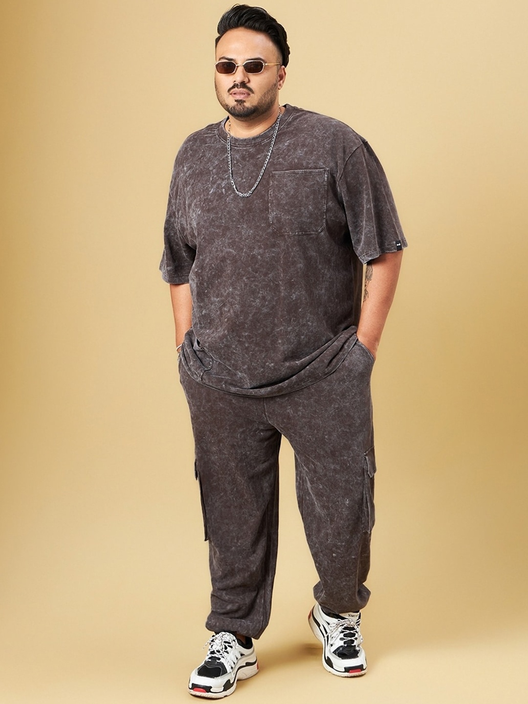 

Bewakoof Heavy Duty 1.0 Men Oversized Plus Size Co-Ordinates, Brown