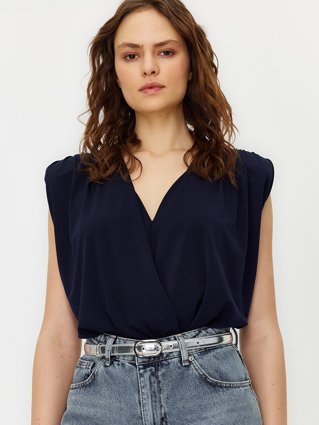 

Trendyol Women V-Neck Bodysuit, Navy blue