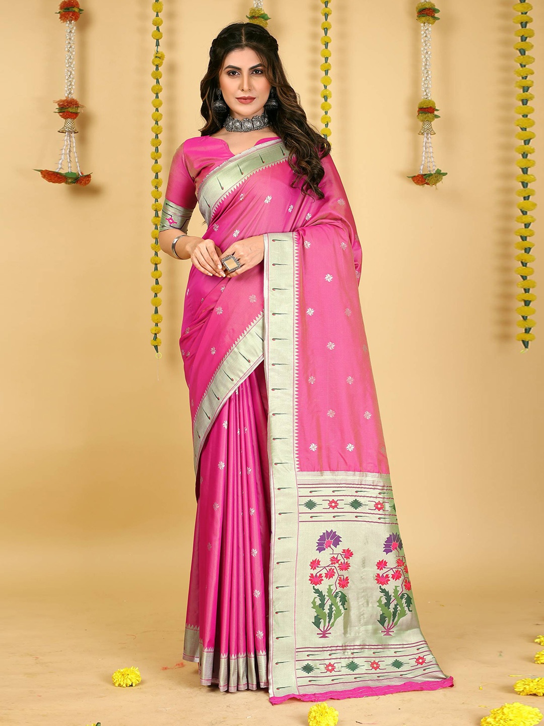 

PATIALAPICKS Woven Design Zari Pure Silk Heavy Work Kanjeevaram Saree, Pink