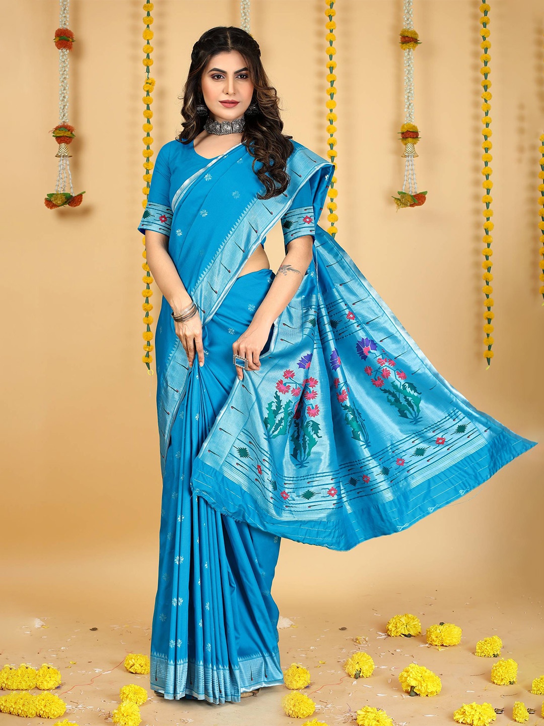 

PATIALAPICKS Woven Design Zari Pure Silk Kanjeevaram Saree, Blue