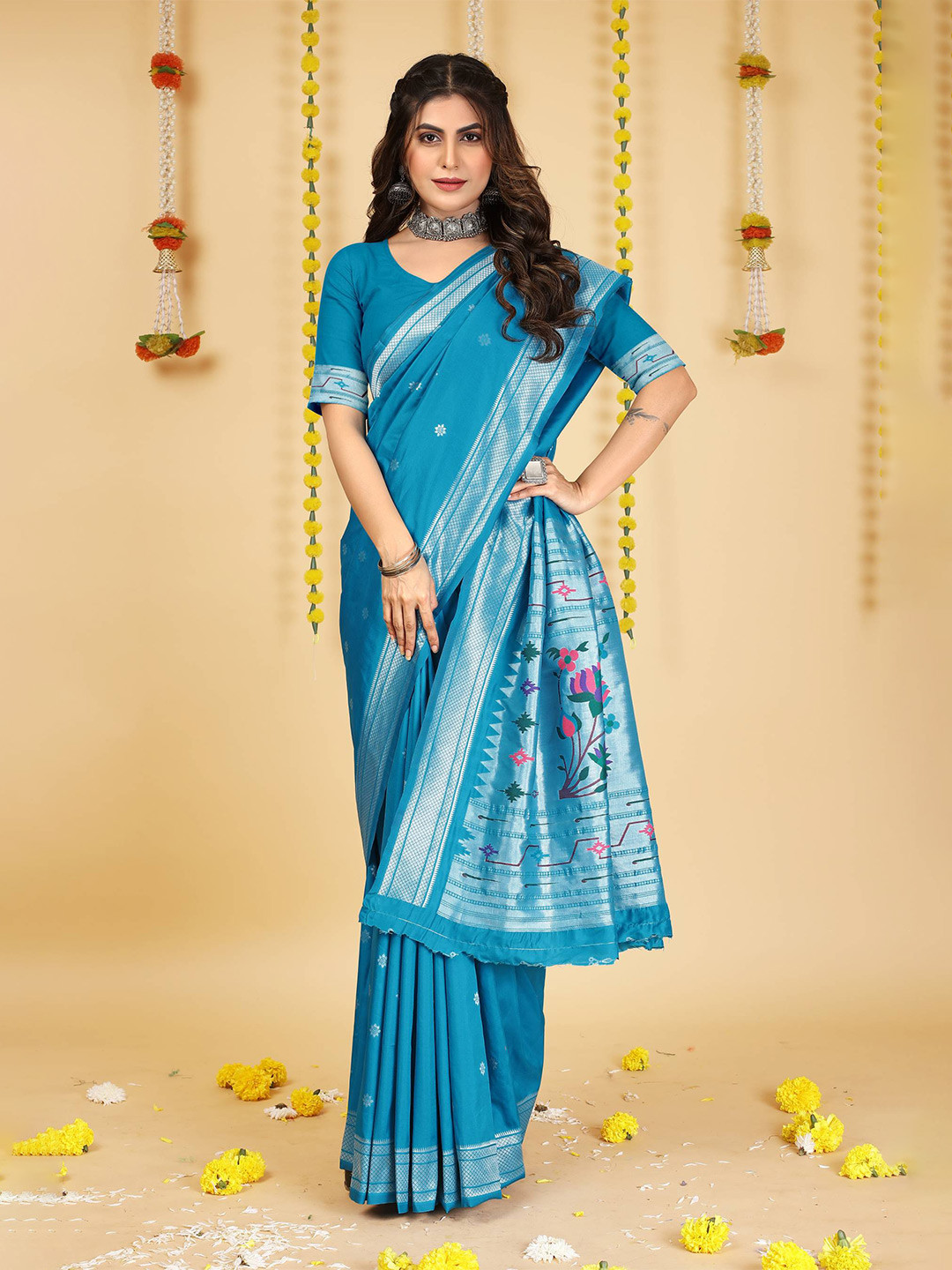 

PATIALAPICKS Woven Design Zari Pure Silk Kanjeevaram Saree, Blue