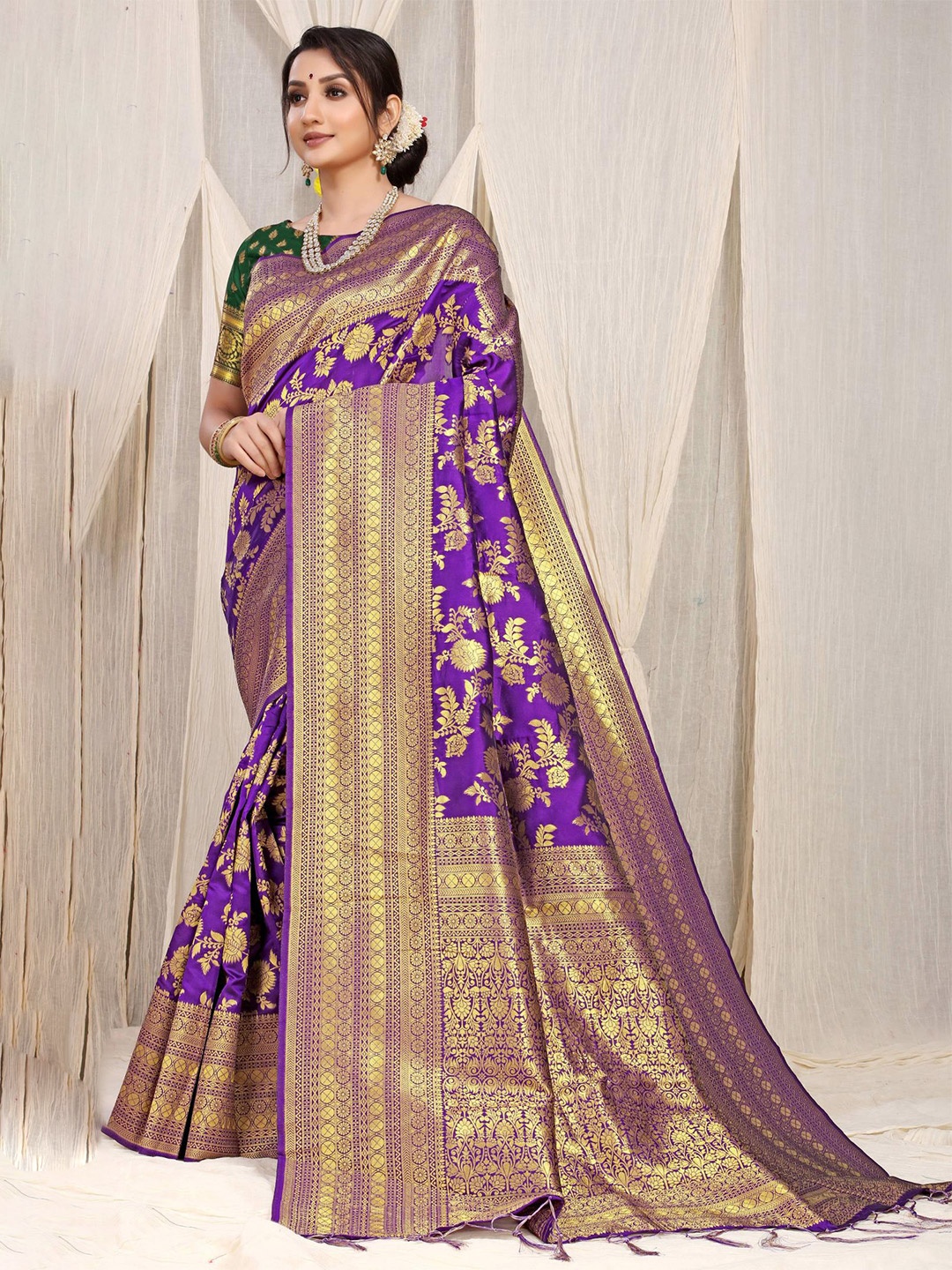 

PATIALAPICKS Ethnic Motifs Woven Design Zari Pure Silk Kanjeevaram Saree, Purple