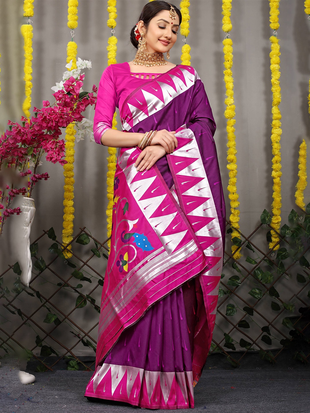 

PATIALAPICKS Woven Design Zari Pure Silk Kanjeevaram Saree, Purple