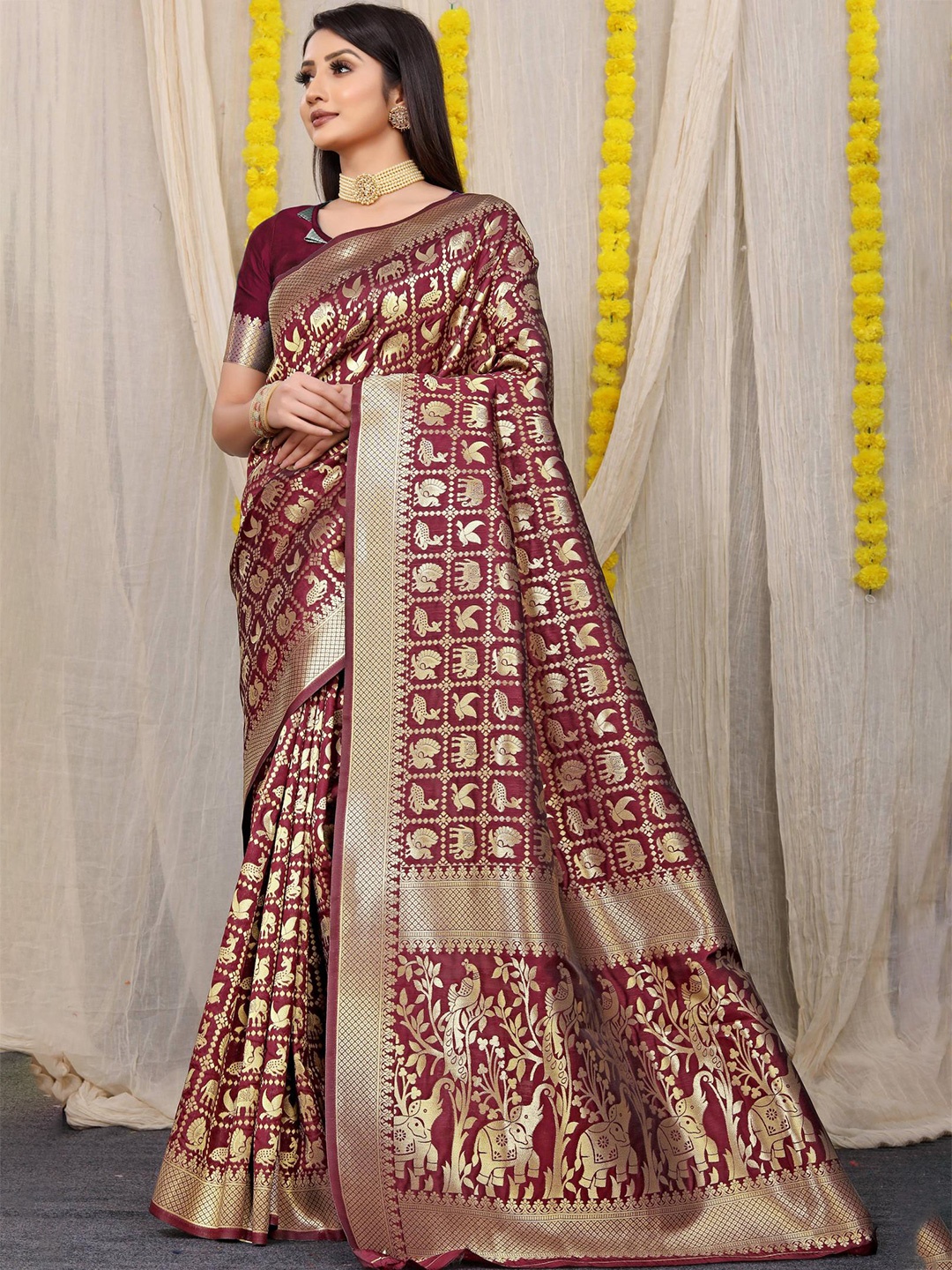 

PATIALAPICKS Woven Design Zari Pure Silk Kanjeevaram Saree, Maroon