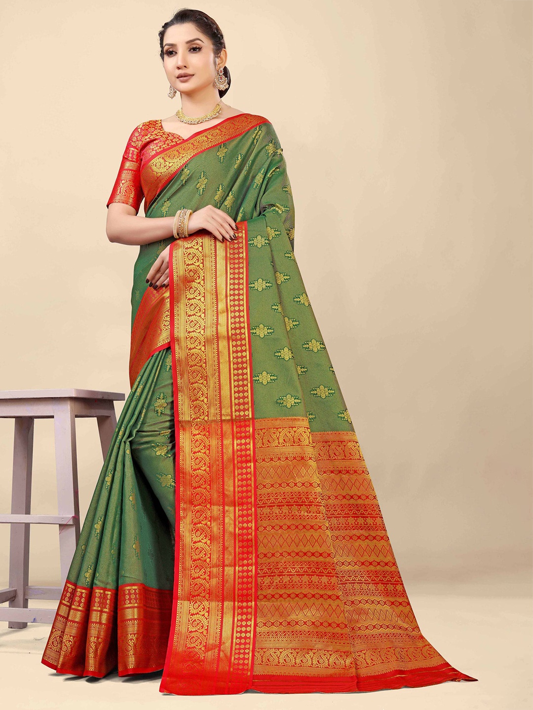 

PATIALAPICKS Woven Design Zari Pure Silk Heavy Work Kanjeevaram Saree, Green