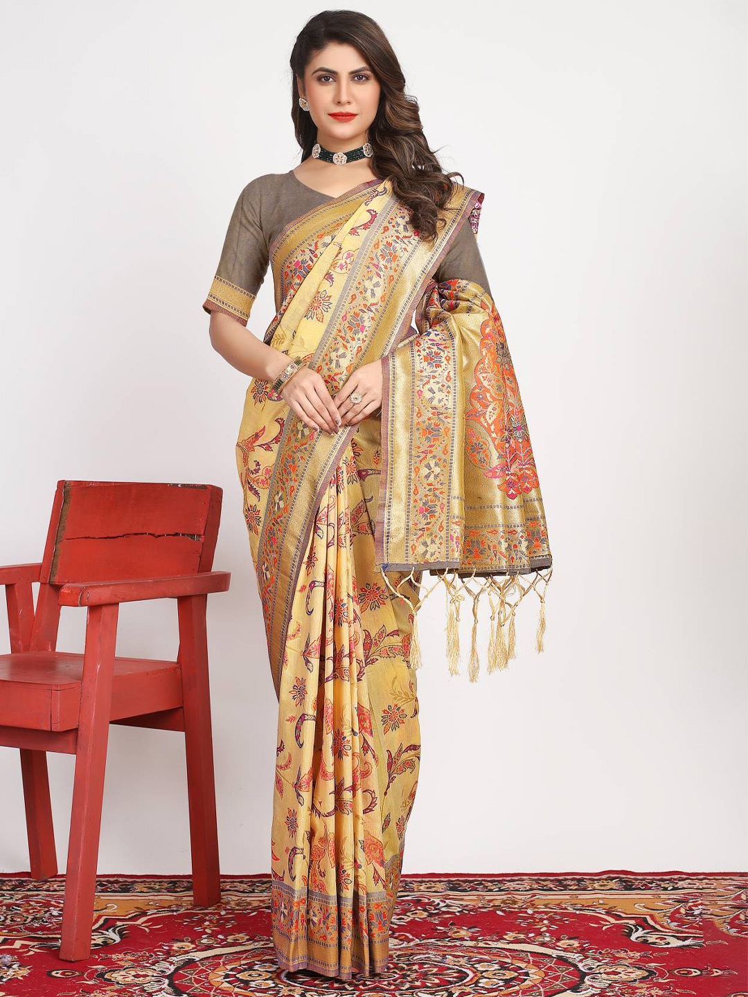 

PATIALAPICKS Ethnic Woven Design Zari Pure Silk Kanjeevaram Saree, Yellow