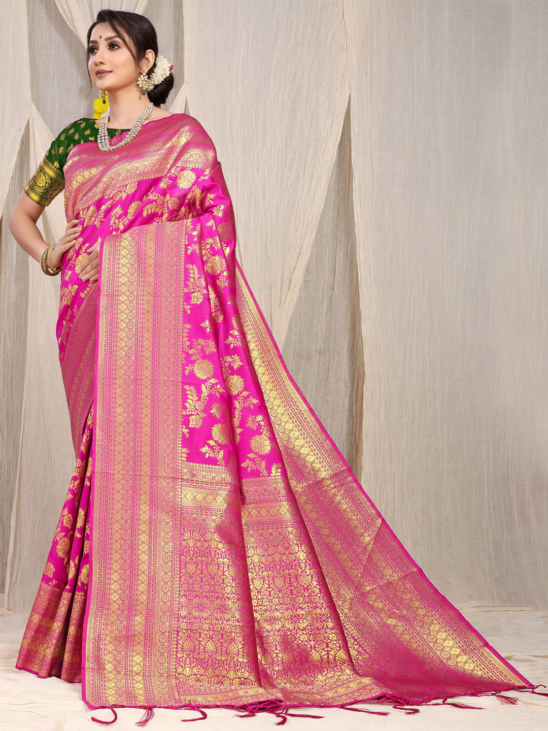 

PATIALAPICKS Floral Woven Design Zari Pure Silk Kanjeevaram Saree, Pink