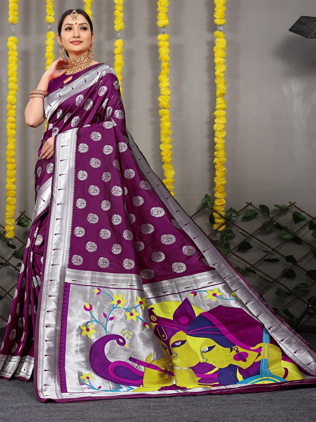 

PATIALAPICKS Woven Design Ethnic Motifs Zari Pure Silk Kanjeevaram Saree, Purple