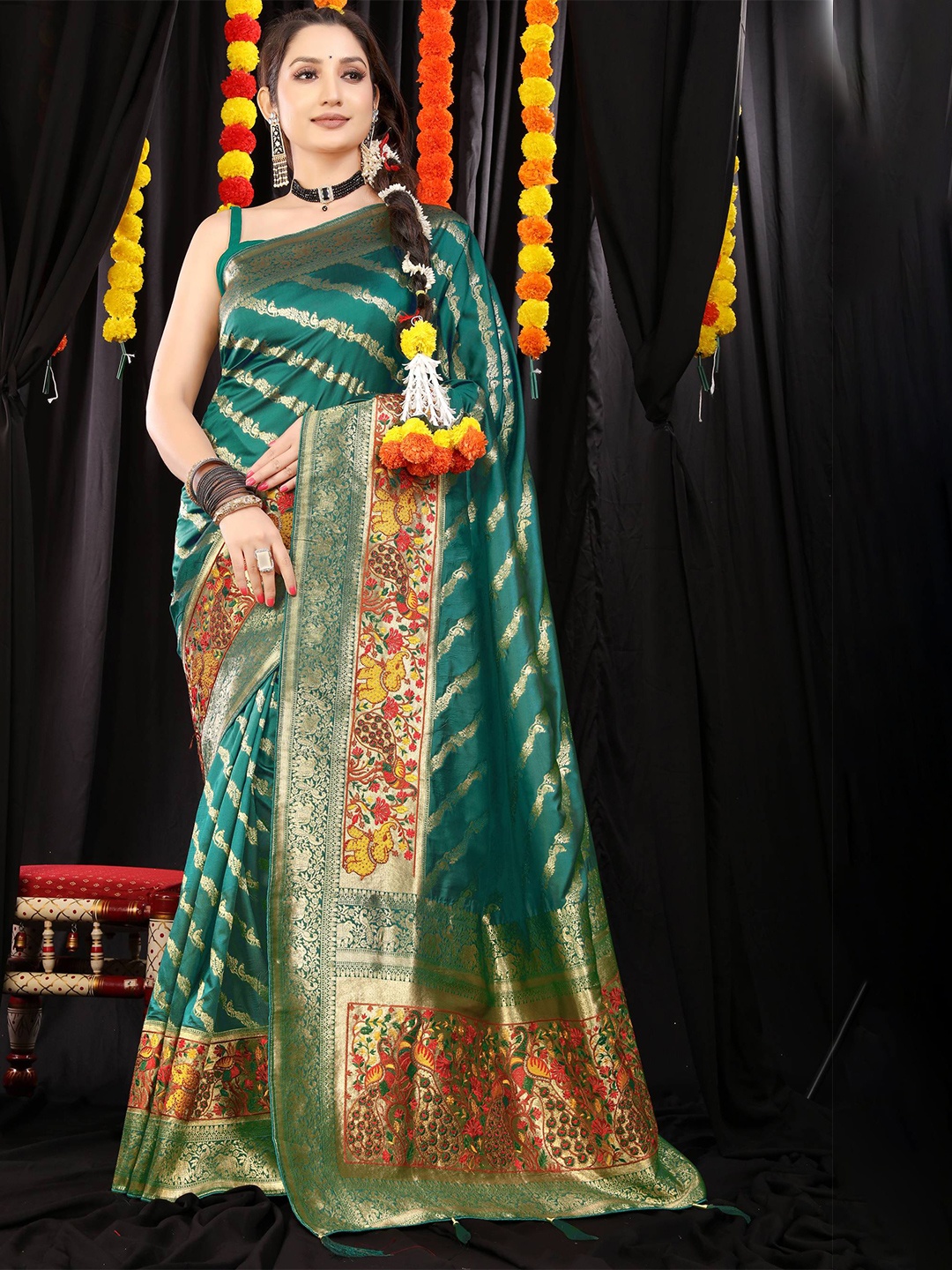 

PATIALAPICKS Ethnic Motifs Woven Design Zari Pure Silk Kanjeevaram Saree, Green