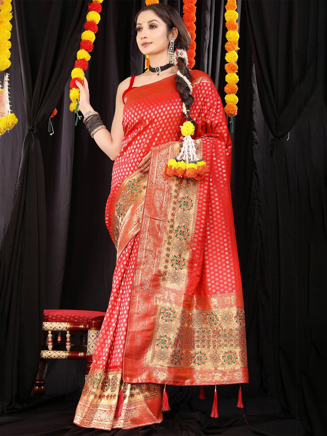 

PATIALAPICKS Woven Design Zari Pure Silk Kanjeevaram Saree, Red