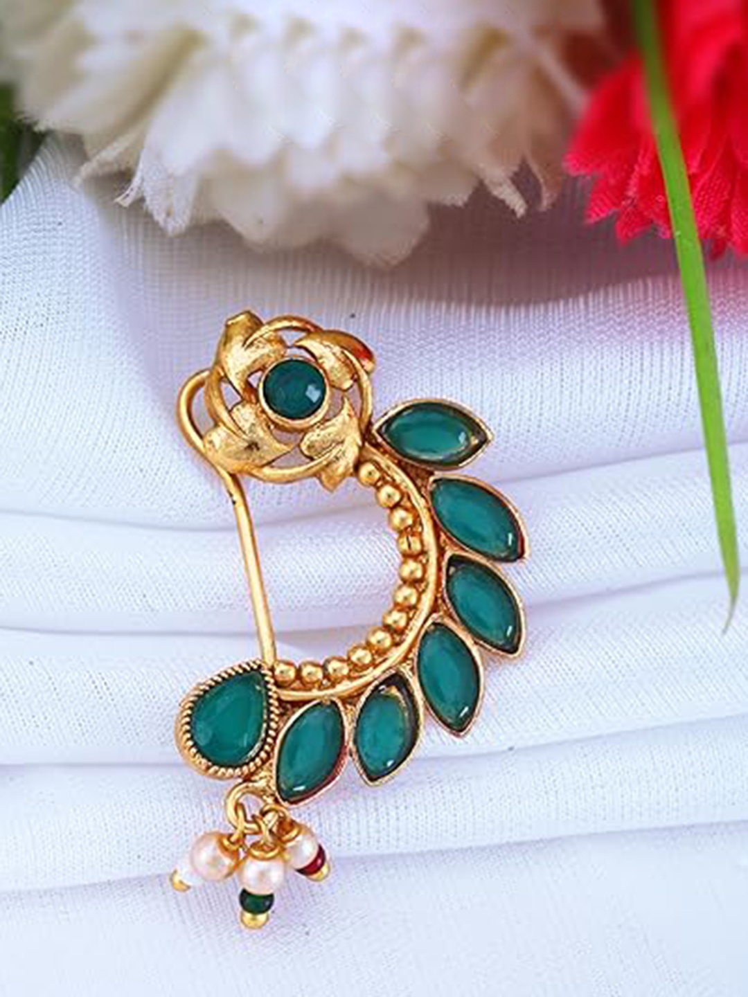

Vighnaharta Gold-Plated Cubic zirconia Studded Stud Nosepin