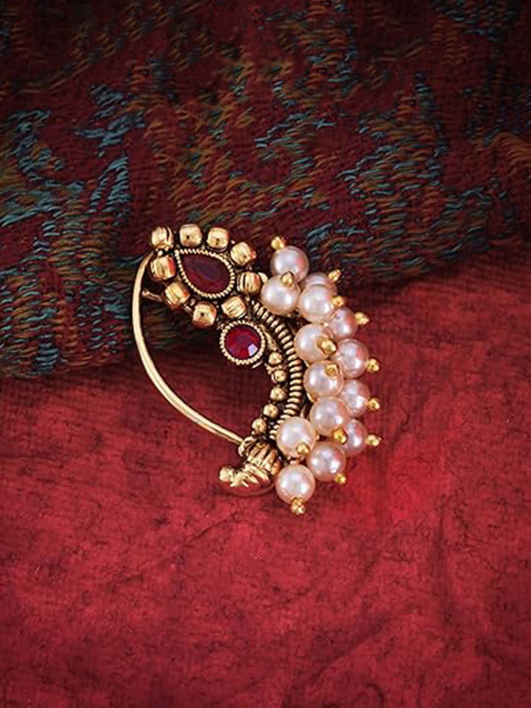 

Vighnaharta Gold-Plated Pearls Nosepin