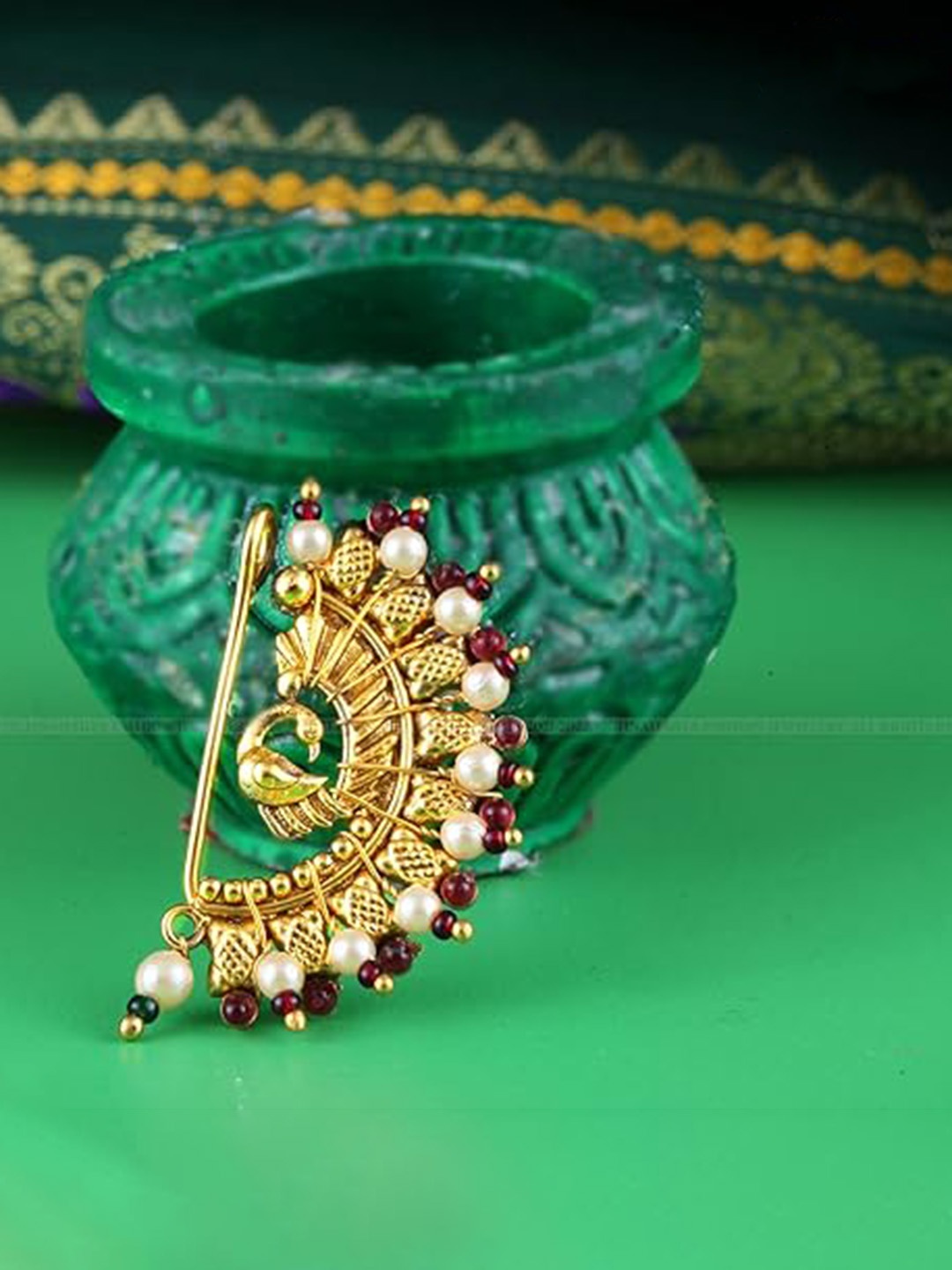 

Vighnaharta Gold-Plated Pearls Beaded Stud Nosepin