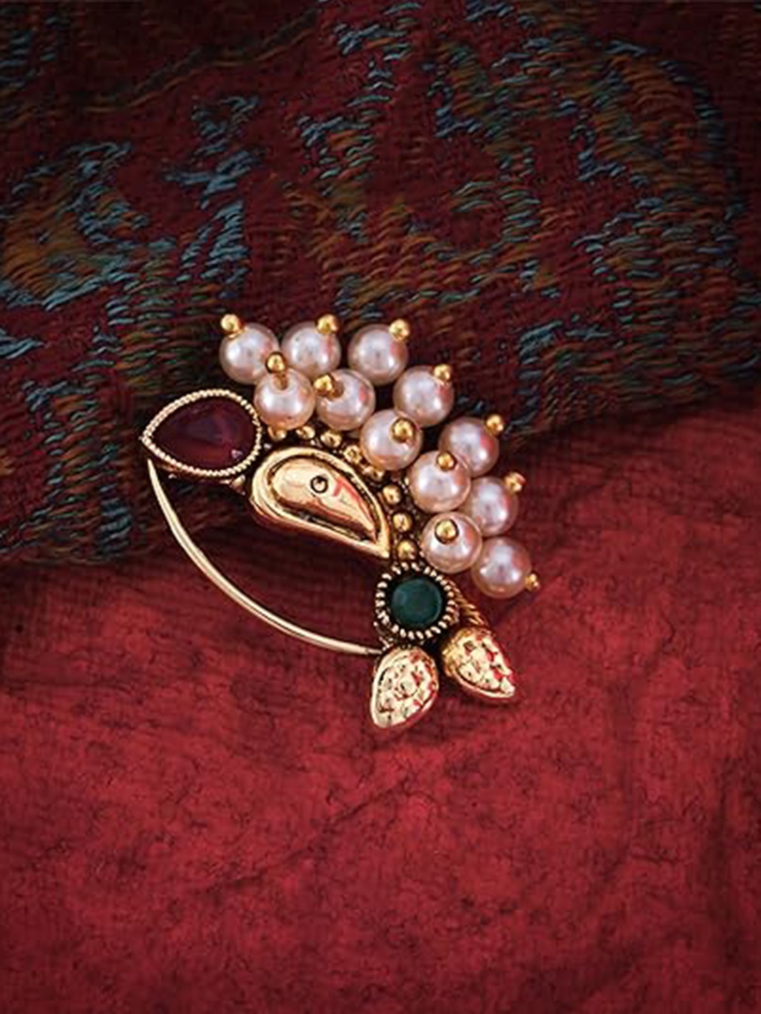 

Vighnaharta Gold-Plated Cubic zirconia STudded Stud Nosepin