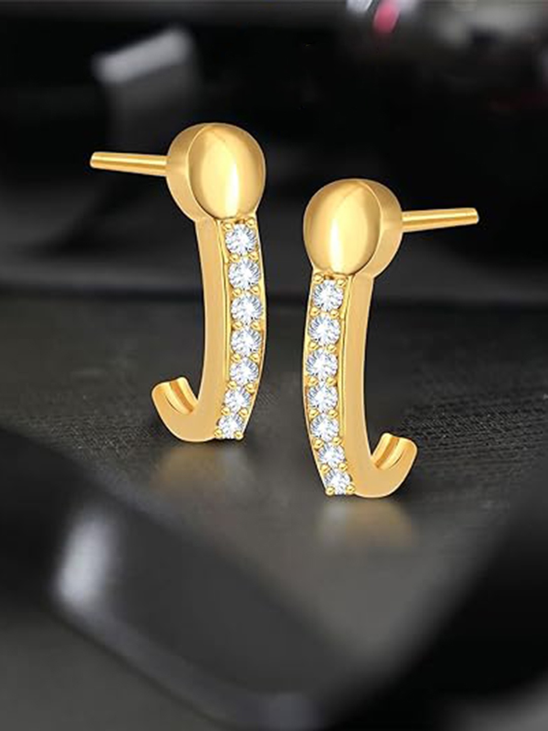 

Vighnaharta Gold Plated Stones Studded Earrings & Nose Ring