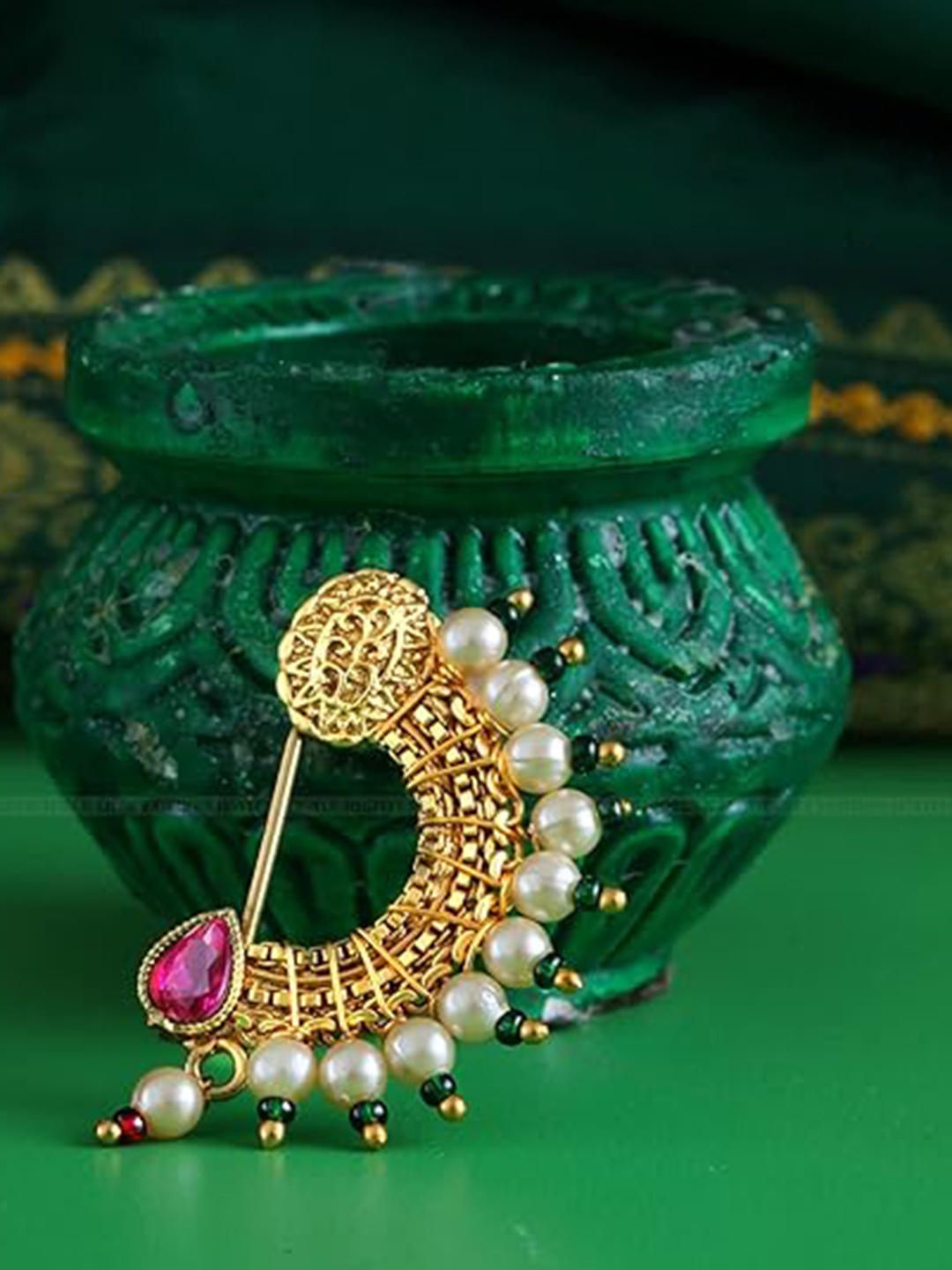 

Vighnaharta Gold-Plated Pearls Stud Nosepin
