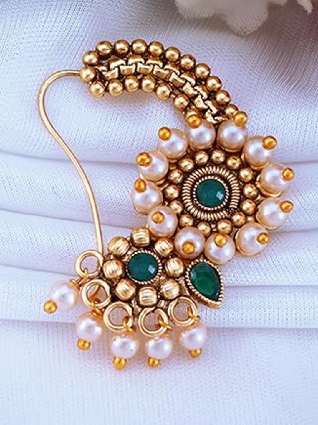 

Vighnaharta Gold-Plated Pearls Stud Nosepin