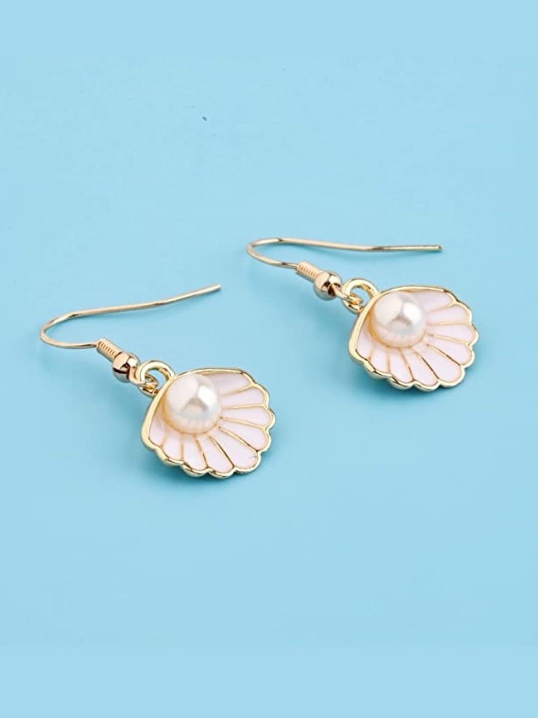 

EL REGALO Contemporary Drop Earrings, Gold