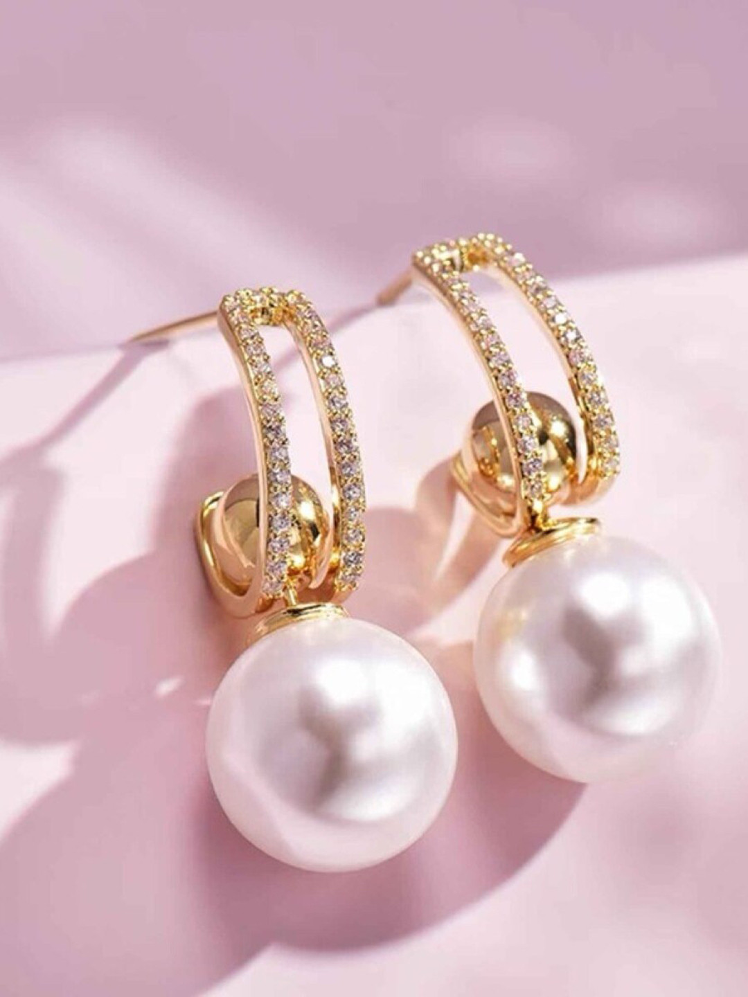 

EL REGALO Contemporary Half Hoop Earrings, Gold