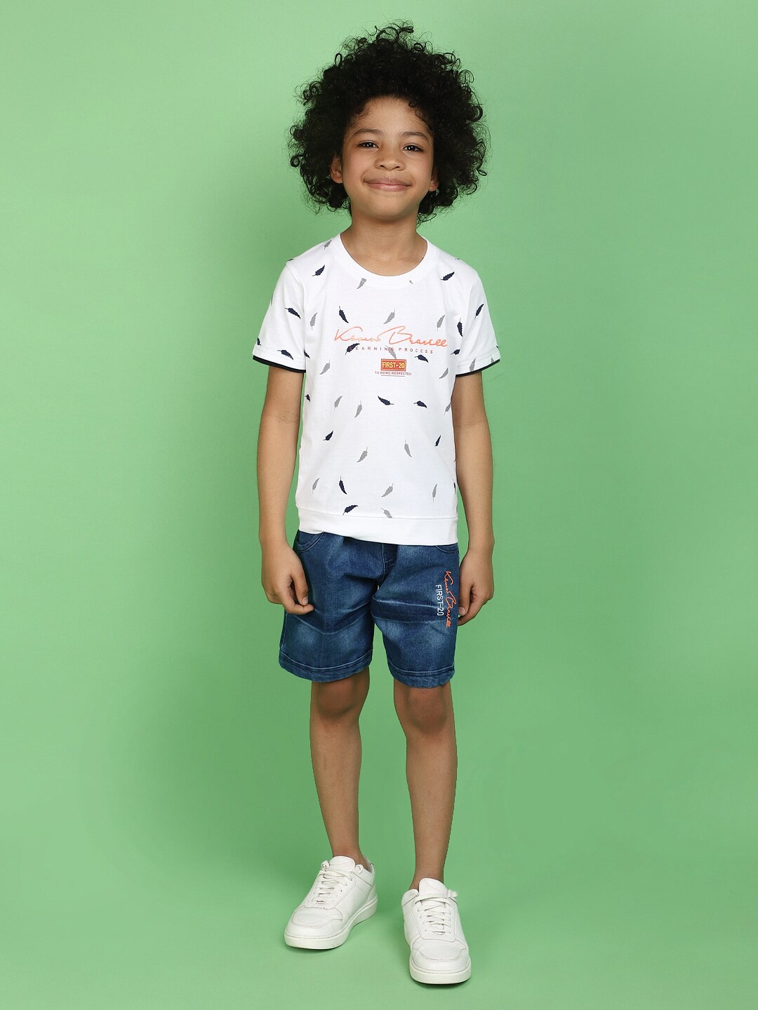 

V-Mart Boys Floral Printed Pure Cotton T-shirt with Shorts, White