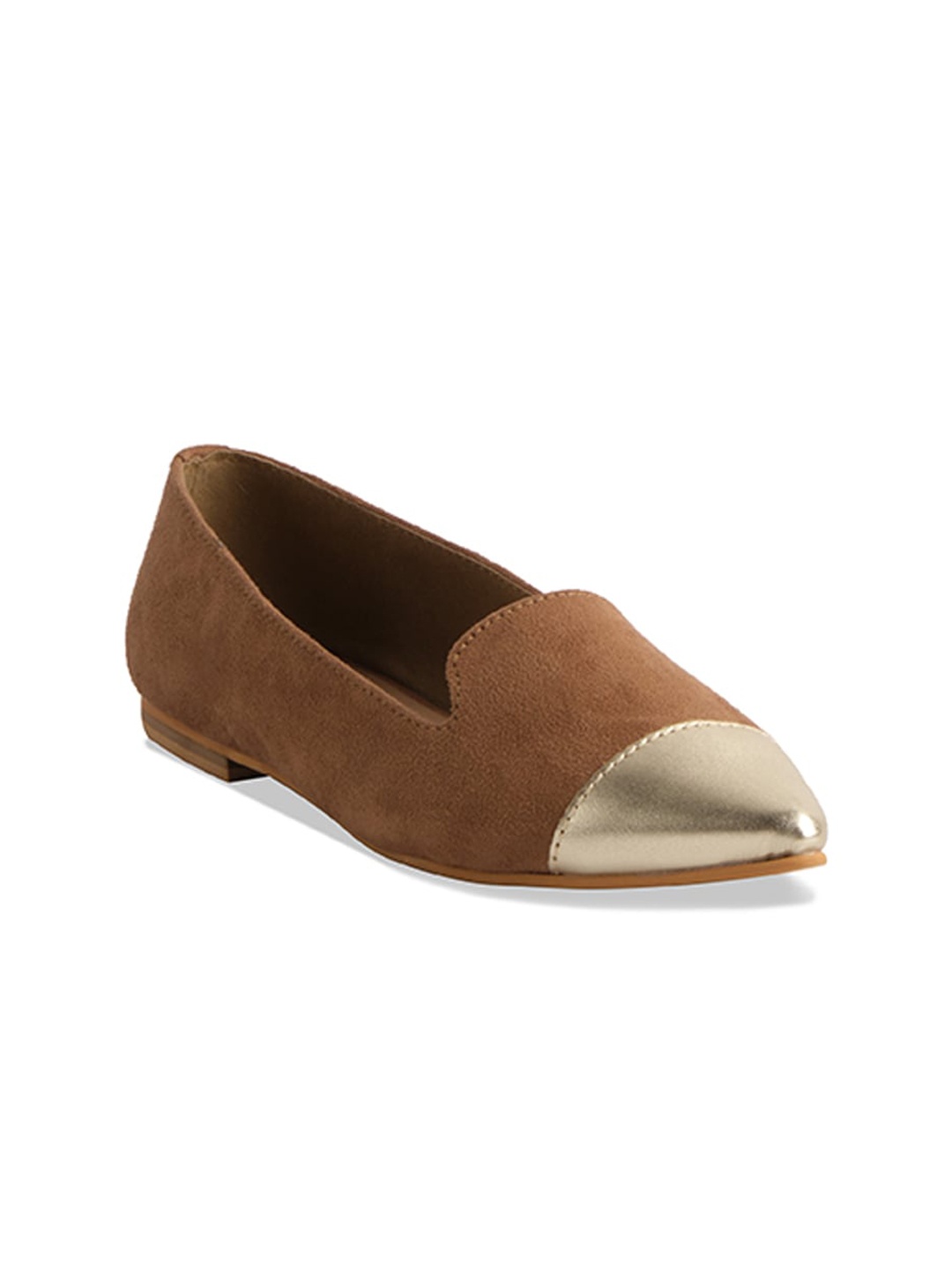 

ERIDANI Pointed Toe Ballerinas, Beige
