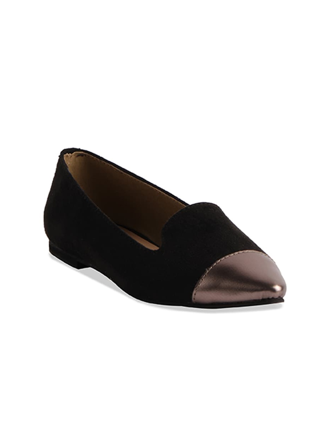 

ERIDANI Pointed Toe Ballerinas, Black