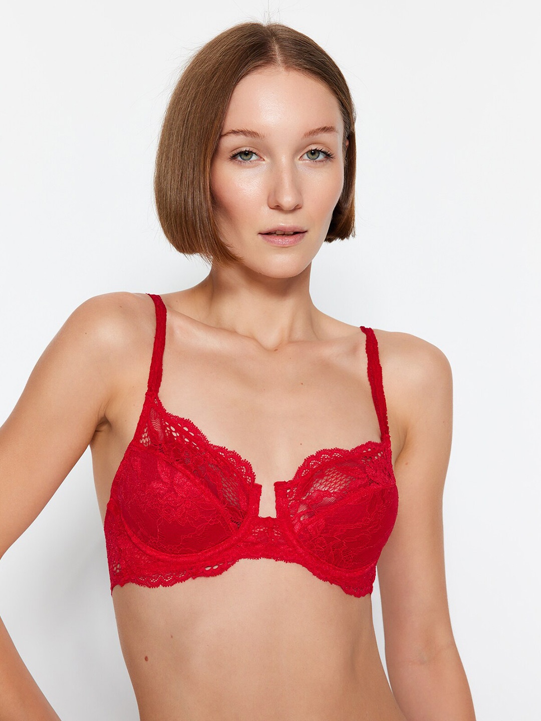 

Trendyol Half Coverage Underwired Lightly Padded Bra, Red