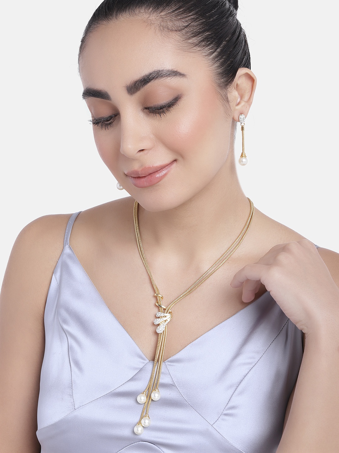 

Estele Gold Plated Pearls Beaded Jewellery Set