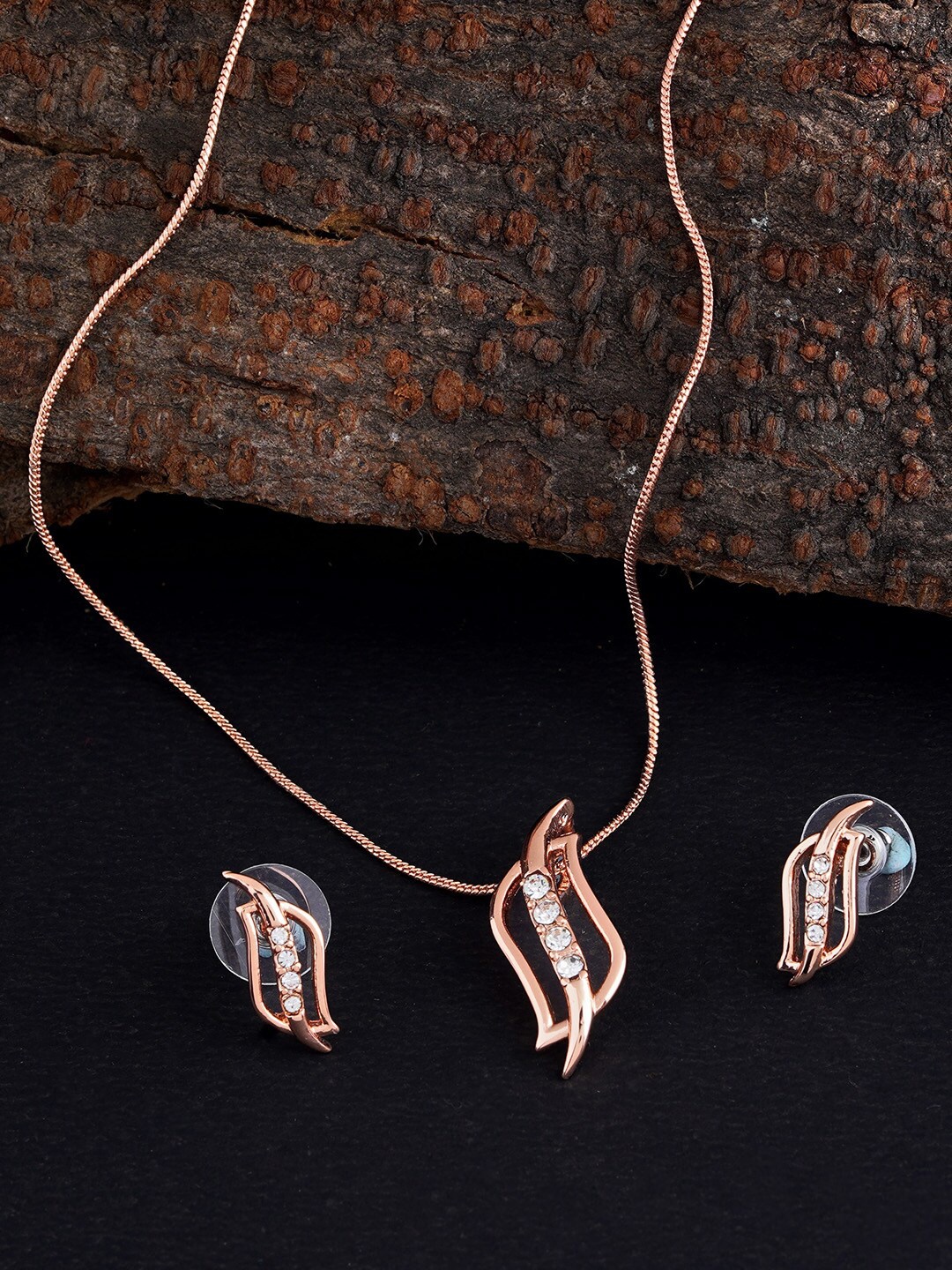 

Estele Rose-Gold Plated Crystal Studded Jewellery Set
