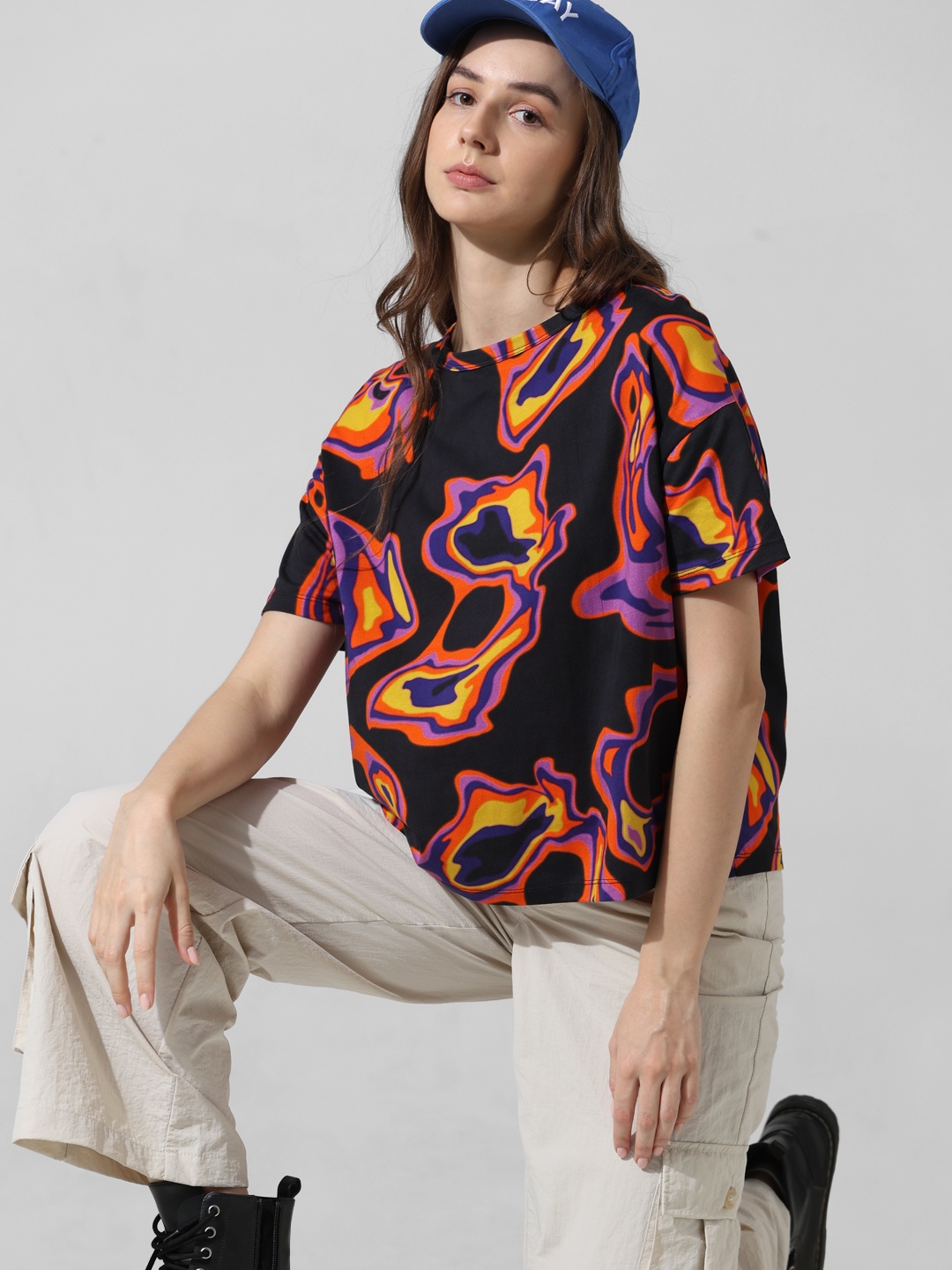 

ONLY Abstract Printed Round Neck Oversized Pure Cotton T-shirt, Black