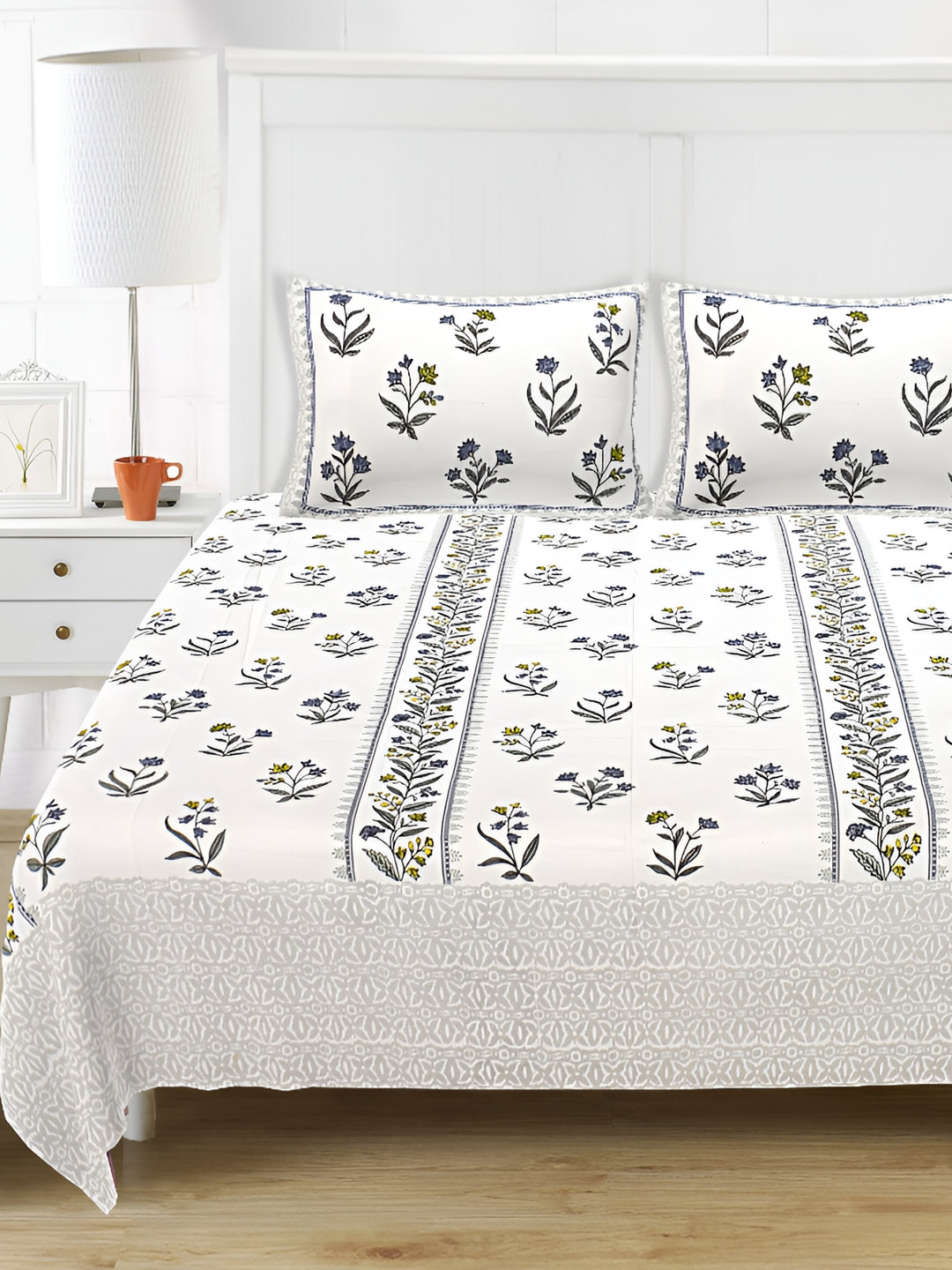

SARYU HOMES White Floral Printed 210 TC Pure Cotton King Bedsheet with 2 Pillow Covers