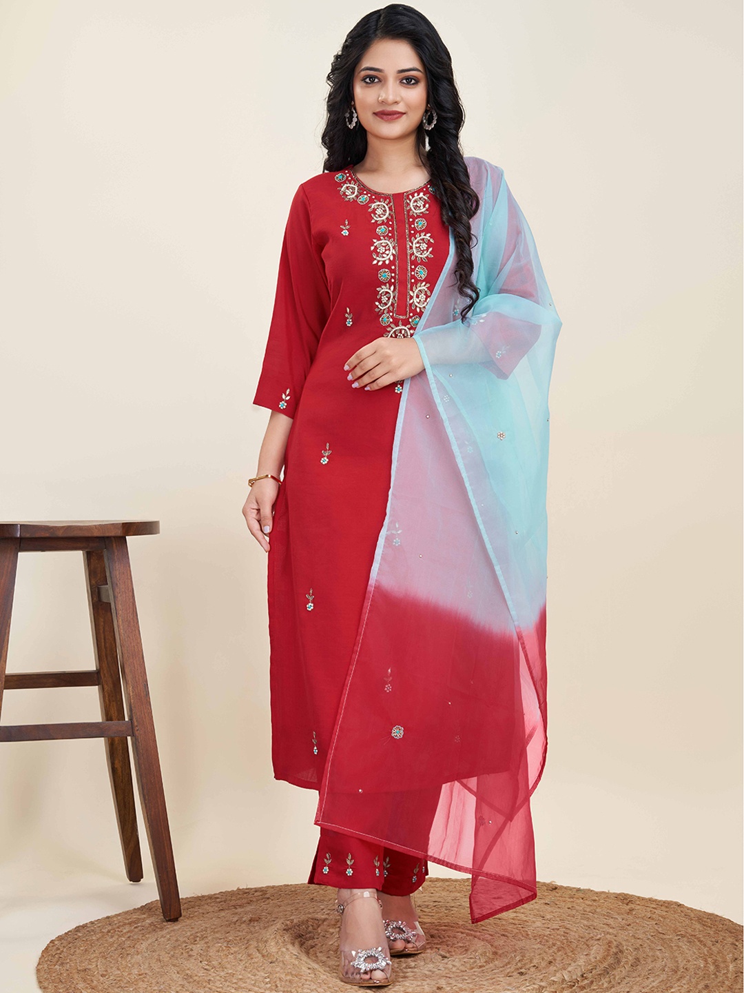 

cbazaar Floral Embroidered Beads and Stones Straight Kurta with Trousers & Dupatta, Red