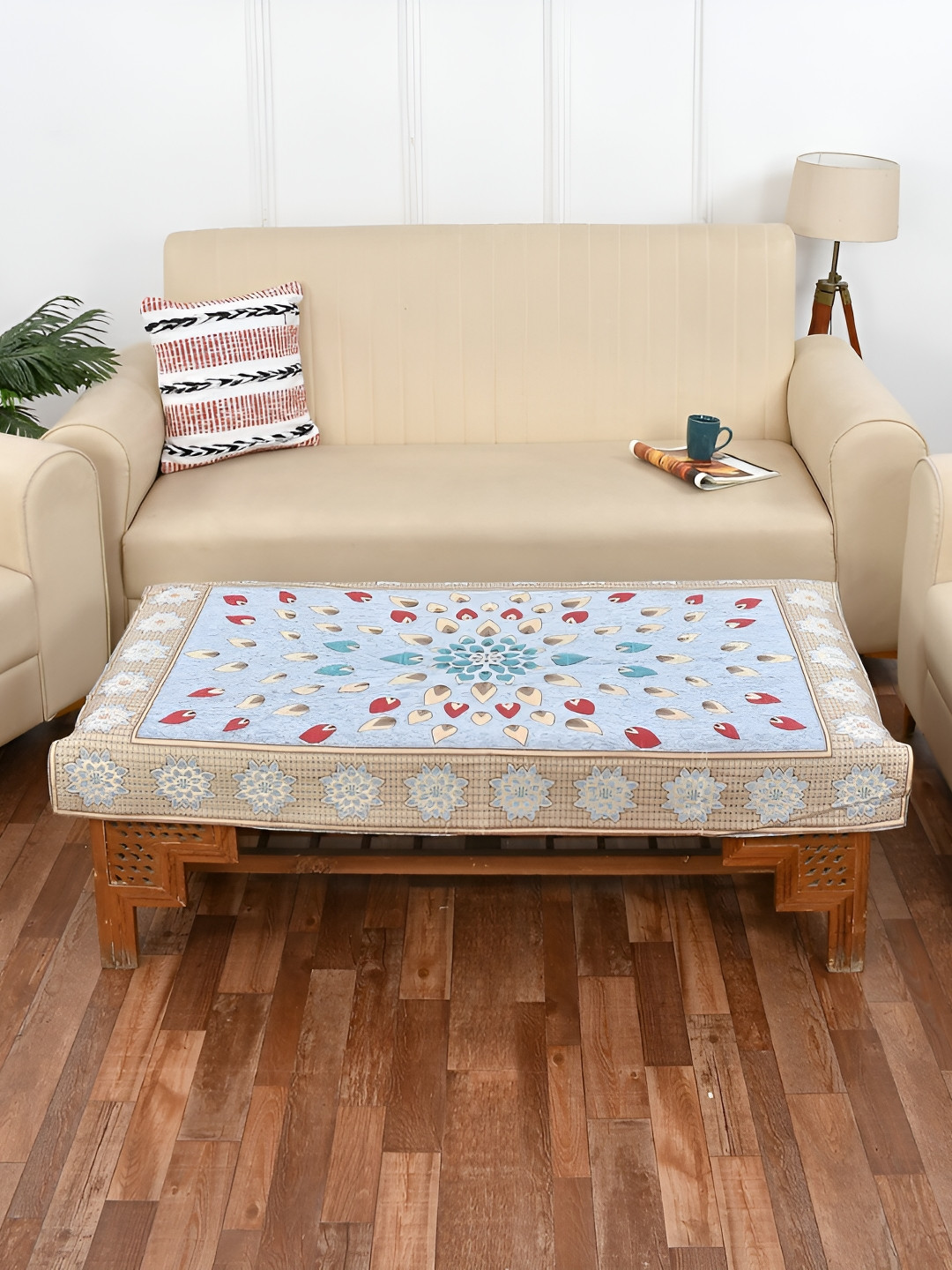

MULTITEX Turquoise Blue & Red Floral Anti-Slip 4-Seater Rectangular Table Cover