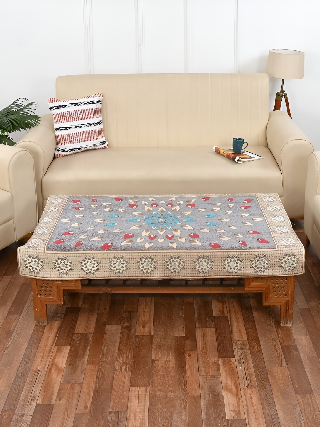 

MULTITEX Silver-Toned & Brown Floral Anti-Slip 4-Seater Rectangular Table Cover