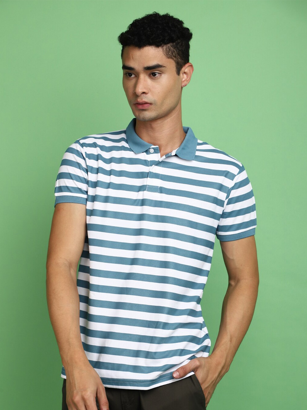 

V-Mart Striped Polo Collar Slim Fit T-shirt, Green