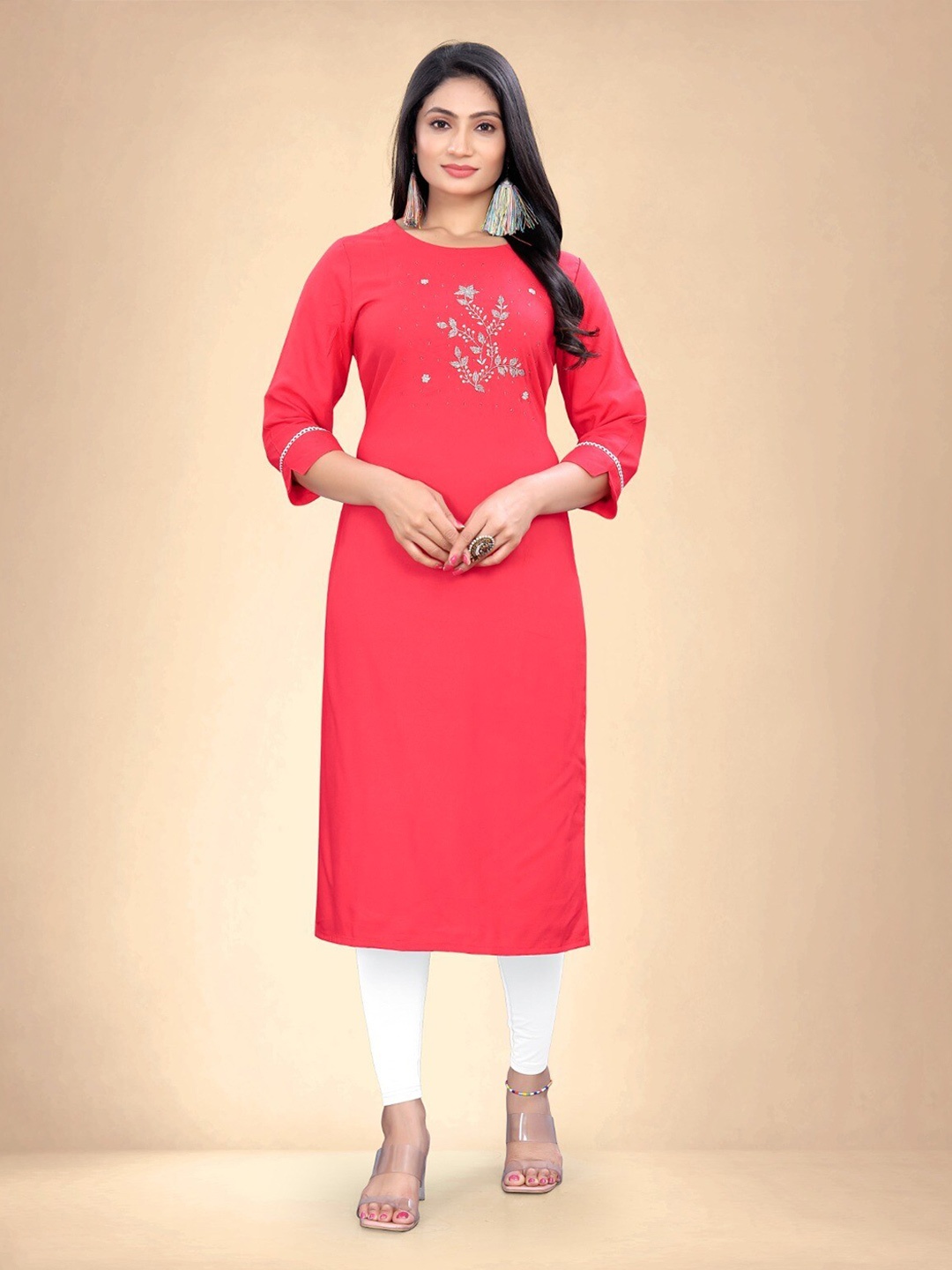 

Abhilasha Floral Embroidered Round Neck Kurta, Peach