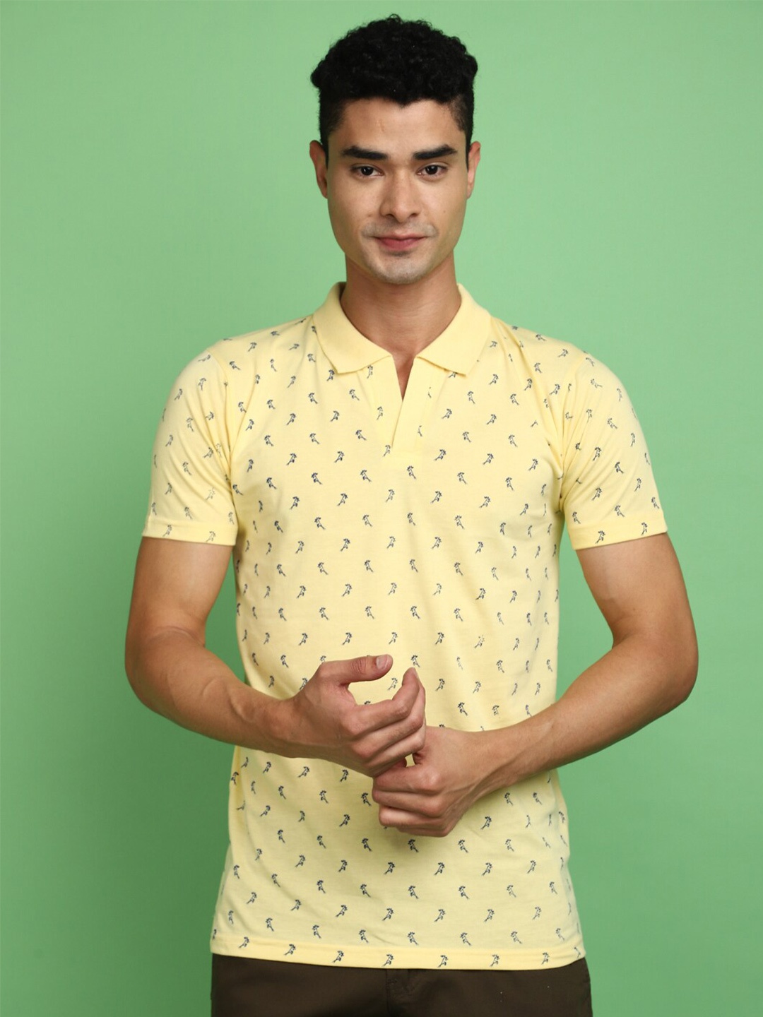 

V-Mart Printed Polo Collar Short Sleeves Slim Fit T-shirt, Yellow
