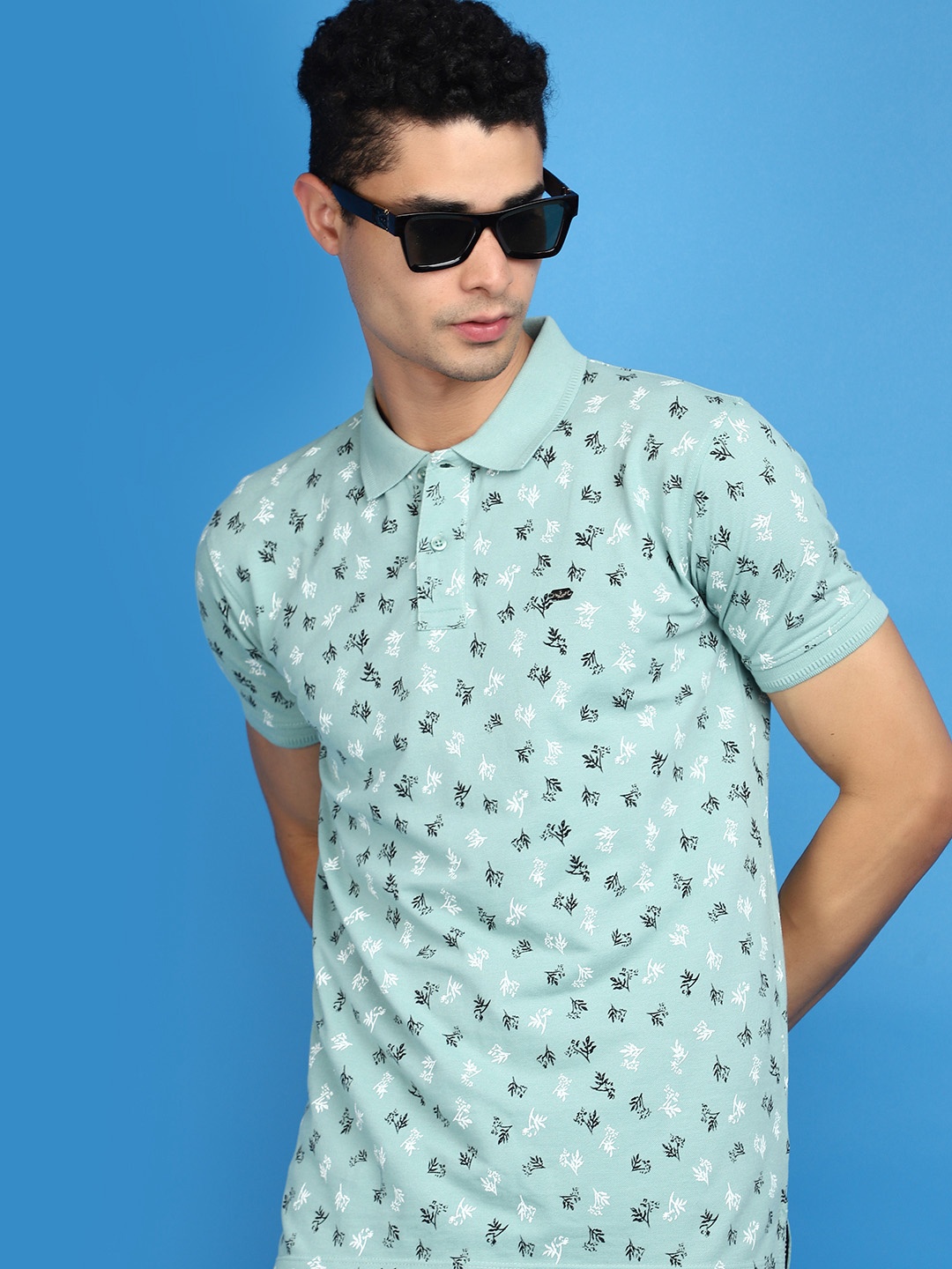 

V-Mart Floral Printed Polo Collar T-shirt, Green