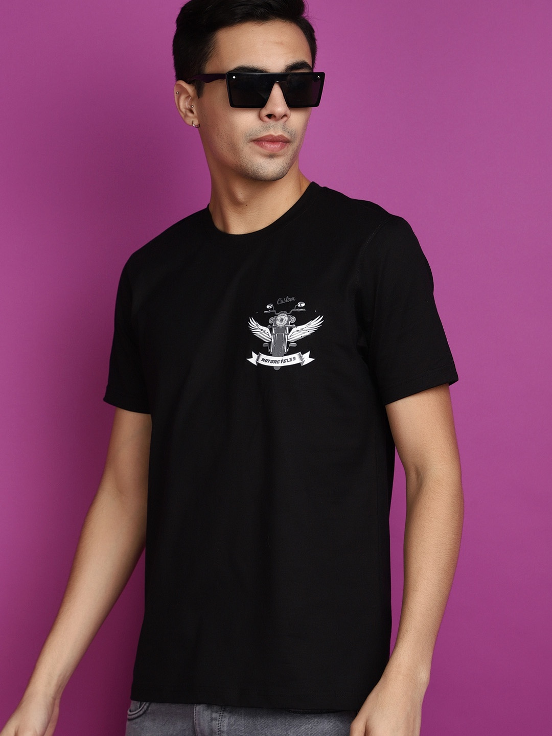 

V-Mart Printed Round Neck Short Sleeves Slim Fit T-shirt, Black