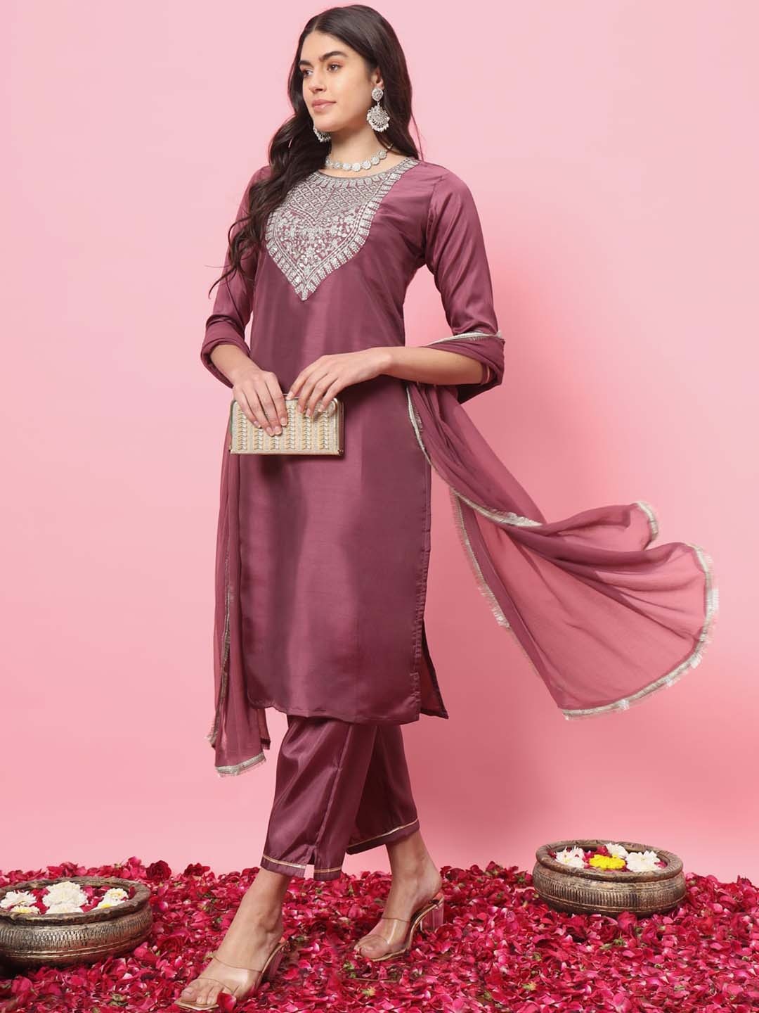 

VredeVogel Floral Embroidered Straight Kurta with Trousers & With Dupatta, Pink