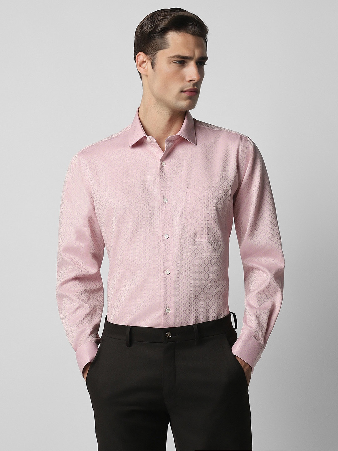 

Van Heusen Men Opaque Formal Shirt, Pink