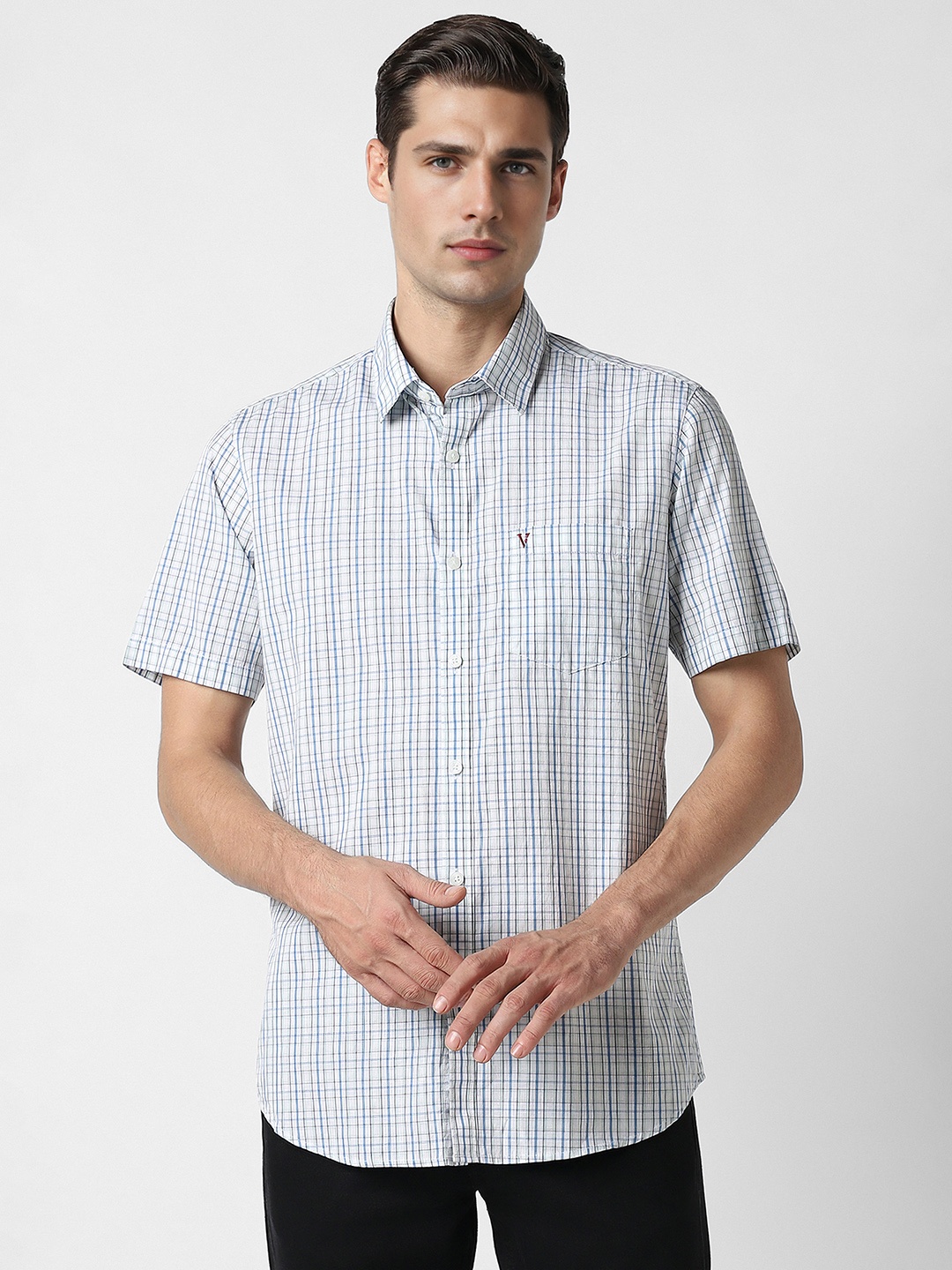 

Van Heusen Sport Slim Fit Checked Pure Cotton Casual Shirt, Blue