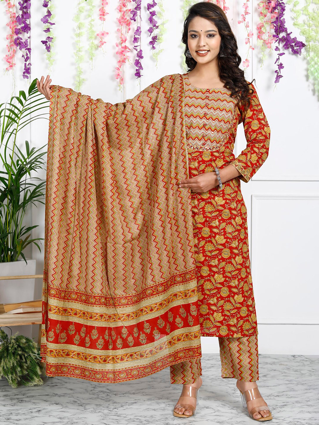 

Swasti Floral Printed Regular Pure Cotton Kurta With Trousers & Dupatta, Red