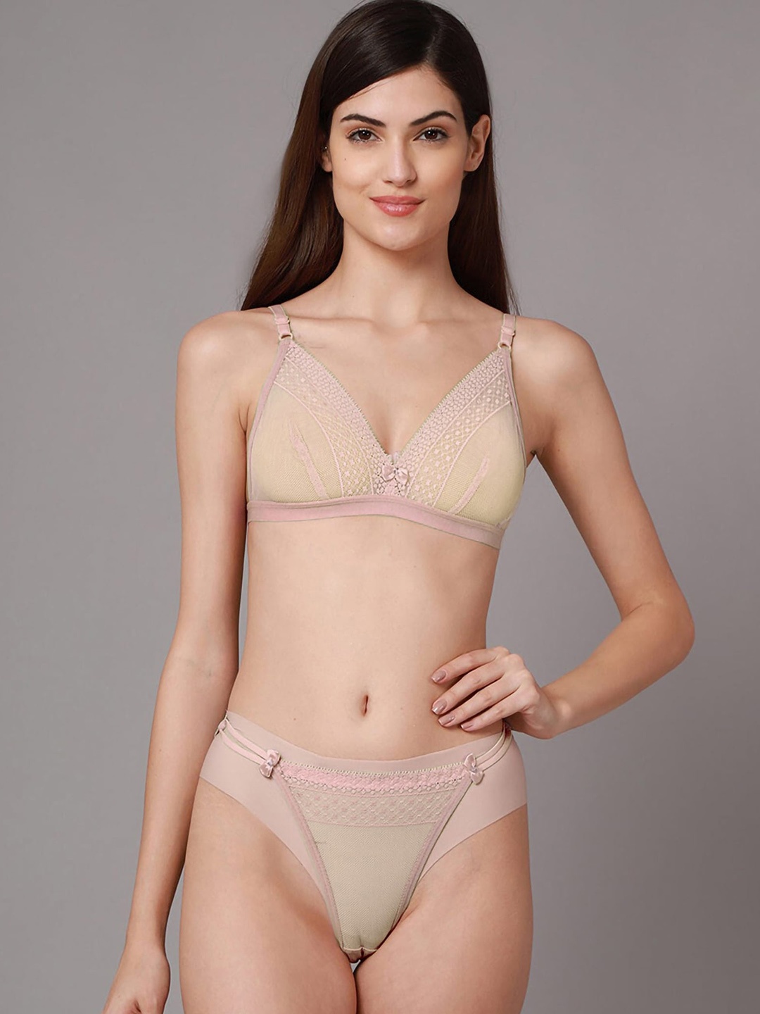 

AROUSY Lace Detail Non Padded Bra & Mid-Rise Bikini Briefs, Green