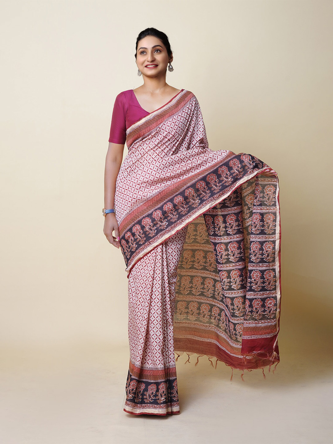 

Unnati Silks Ethnic Motifs Handloom Chanderi Saree With Tassels, Beige