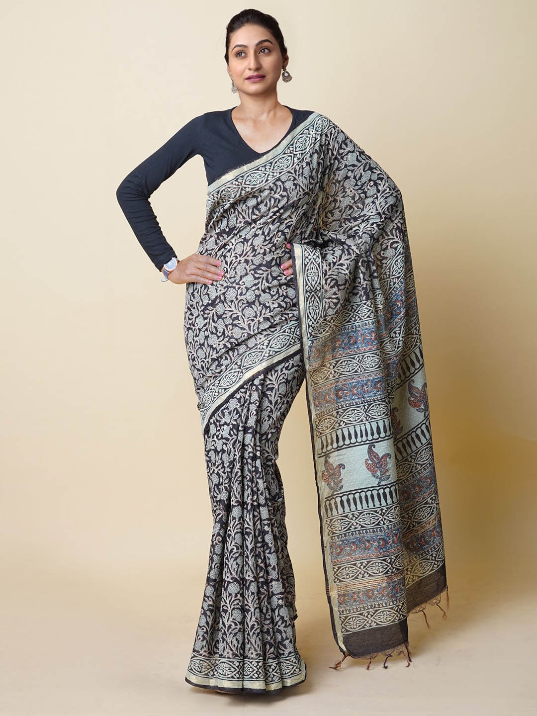 

Unnati Silks Floral Printed Handloom Chanderi Saree, Black