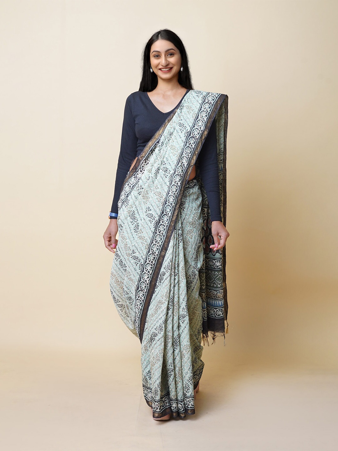 

Unnati Silks Ethnic Motifs Handloom Chanderi Saree With Tassels, Blue